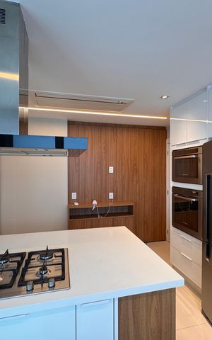 Apartamento para alugar com 266m², 3 quartos e 4 vagas Apartamento para alugar com 266m², 3 quartos e 4 vagasCozinha