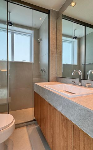 Apartamento para alugar com 266m², 3 quartos e 4 vagas Apartamento para alugar com 266m², 3 quartos e 4 vagasSuíte 3 - Banheiro