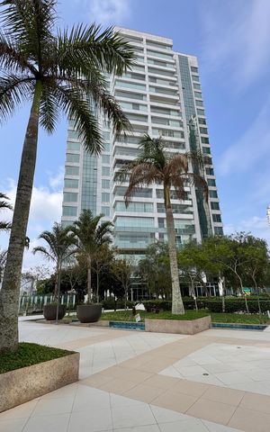 Apartamento para alugar com 266m², 3 quartos e 4 vagas Apartamento para alugar com 266m², 3 quartos e 4 vagasFachada