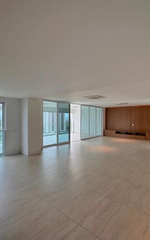 Apartamento para alugar com 266m², 3 quartos e 4 vagas Apartamento para alugar com 266m², 3 quartos e 4 vagasSala