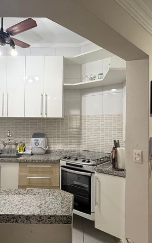 Apartamento para alugar com 160m², 3 quartos e 3 vagas Apartamento para alugar com 160m², 3 quartos e 3 vagasCozinha