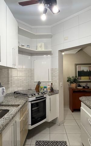Apartamento para alugar com 160m², 3 quartos e 3 vagas Apartamento para alugar com 160m², 3 quartos e 3 vagasCozinha