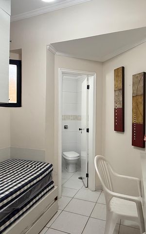 Apartamento para alugar com 160m², 3 quartos e 3 vagas Apartamento para alugar com 160m², 3 quartos e 3 vagasSuíte