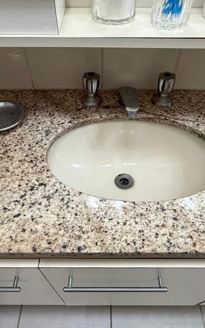 Apartamento para alugar com 160m², 3 quartos e 3 vagas Apartamento para alugar com 160m², 3 quartos e 3 vagasBanheiro Suíte