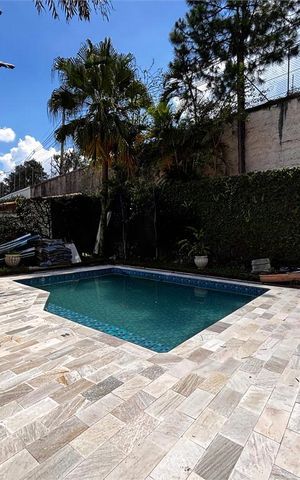 Casa à venda com 1606m², 5 quartos e 5 vagas
