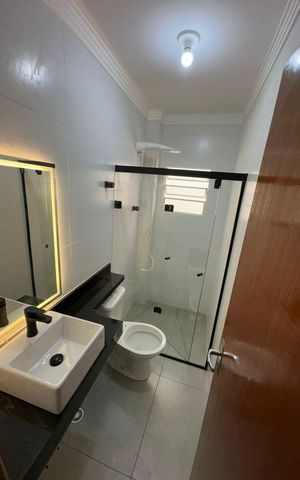 Apartamento à venda com 49m², 2 quartos e sem vaga Apartamento à venda com 49m², 2 quartos e sem vagaBanheiro