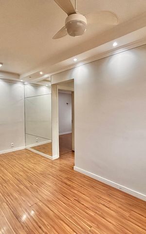 Apartamento para alugar com 56m², 2 quartos e 1 vaga Apartamento para alugar com 56m², 2 quartos e 1 vagaSala