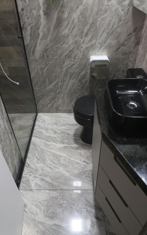 Casa à venda com 90m², 2 quartos e 2 vagasBanheiro