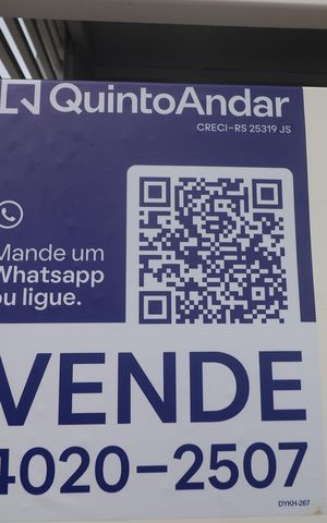 Casa à venda com 90m², 2 quartos e 2 vagasPlaca