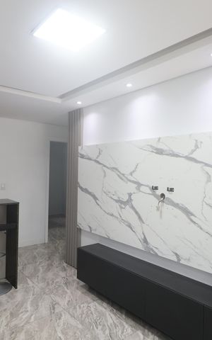 Casa à venda com 90m², 2 quartos e 2 vagasSala