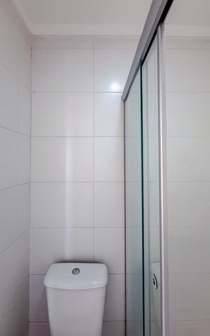 Apartamento para alugar com 70m², 2 quartos e 2 vagas Apartamento para alugar com 70m², 2 quartos e 2 vagasBanheiro