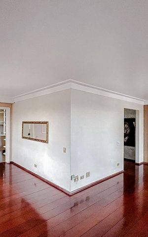 Apartamento para alugar com 156m², 4 quartos e 2 vagasSala