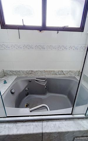 Apartamento para alugar com 156m², 4 quartos e 2 vagasBanheiro da Suíte