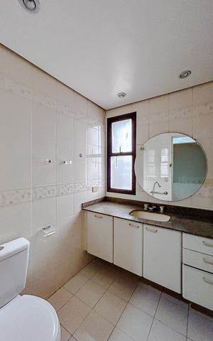 Apartamento para alugar com 156m², 4 quartos e 2 vagasBanheiro