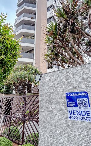 Apartamento para alugar com 156m², 4 quartos e 2 vagasFachada