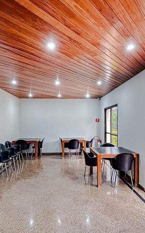 Apartamento para alugar com 156m², 4 quartos e 2 vagasÁrea comum - Salão de festas