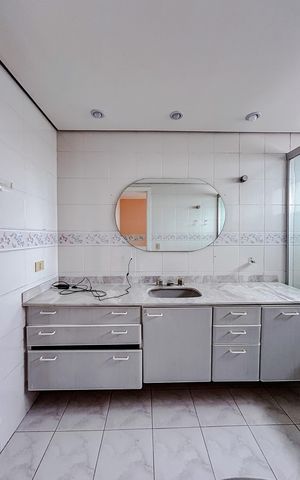 Apartamento para alugar com 156m², 4 quartos e 2 vagasBanheiro da Suíte