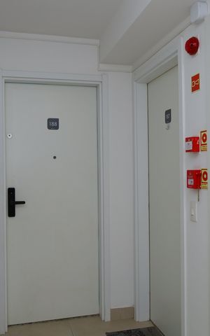Apartamento para alugar com 41m², 2 quartos e 1 vagaÁrea comum - Saguão do andar