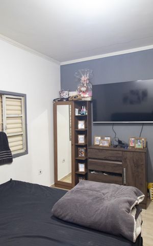 Casa à venda com 290m², 5 quartos e 3 vagasQuarto 3