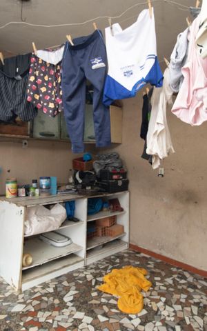 Casa à venda com 290m², 5 quartos e 3 vagasÁrea de Serviço