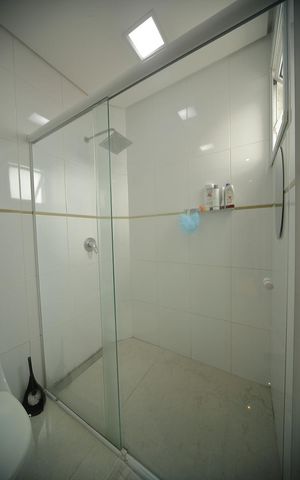 Apartamento à venda com 150m², 3 quartos e 4 vagasBanheiro da Suíte 1 