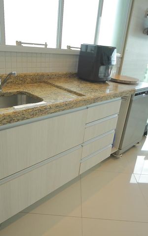 Apartamento à venda com 150m², 3 quartos e 4 vagasCozinha 