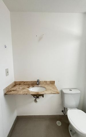 Apartamento à venda com 64m², 2 quartos e 1 vaga Apartamento à venda com 64m², 2 quartos e 1 vagaBanheiro