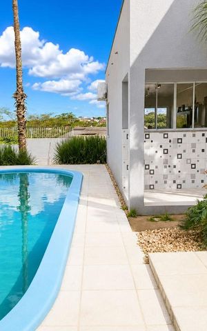 Casa para alugar com 65m², 2 quartos e 3 vagasÁrea externa