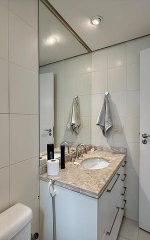 Apartamento à venda com 169m², 3 quartos e 3 vagas Apartamento à venda com 169m², 3 quartos e 3 vagasBanheiro Suíte 1