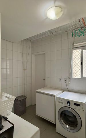 Apartamento à venda com 169m², 3 quartos e 3 vagas Apartamento à venda com 169m², 3 quartos e 3 vagasÁrea de Serviço