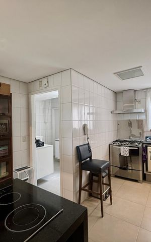 Apartamento à venda com 169m², 3 quartos e 3 vagas Apartamento à venda com 169m², 3 quartos e 3 vagasCozinha