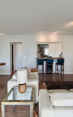 Apartamento à venda com 169m², 3 quartos e 3 vagas Apartamento à venda com 169m², 3 quartos e 3 vagasSala