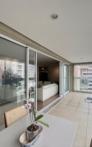 Apartamento à venda com 169m², 3 quartos e 3 vagas Apartamento à venda com 169m², 3 quartos e 3 vagasSacada