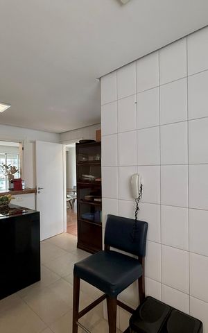 Apartamento à venda com 169m², 3 quartos e 3 vagas Apartamento à venda com 169m², 3 quartos e 3 vagasCozinha