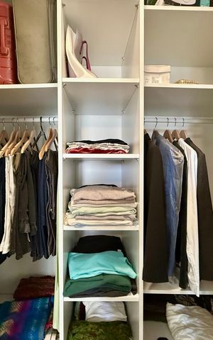 Apartamento à venda com 169m², 3 quartos e 3 vagas Apartamento à venda com 169m², 3 quartos e 3 vagasCloset 1 Suíte 3