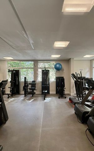 Apartamento à venda com 169m², 3 quartos e 3 vagas Apartamento à venda com 169m², 3 quartos e 3 vagasAcademia