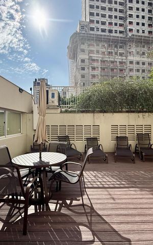 Apartamento à venda com 169m², 3 quartos e 3 vagas Apartamento à venda com 169m², 3 quartos e 3 vagasÁrea Piscina