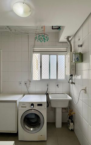 Apartamento à venda com 169m², 3 quartos e 3 vagas Apartamento à venda com 169m², 3 quartos e 3 vagasÁrea de Serviço