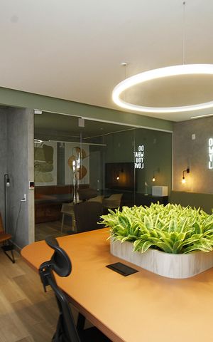 Apartamento para alugar com 66m², 2 quartos e 2 vagascoworking