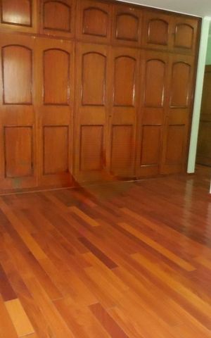 Casa à venda com 550m², 4 quartos e 6 vagas