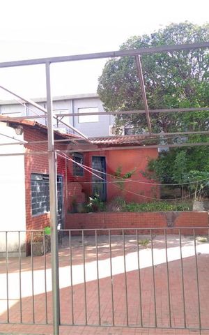 Casa à venda com 150m², 4 quartos e 4 vagas