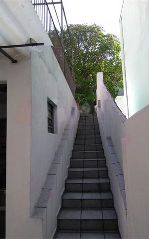 Casa à venda com 150m², 4 quartos e 4 vagas