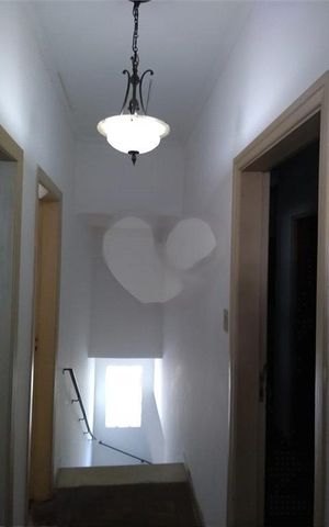 Casa à venda com 150m², 4 quartos e 4 vagas