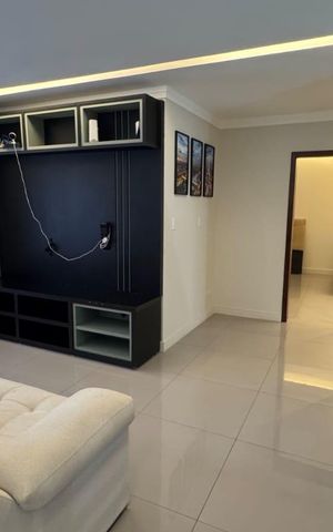 Casa à venda com 420m², 3 quartos e 5 vagasSala
