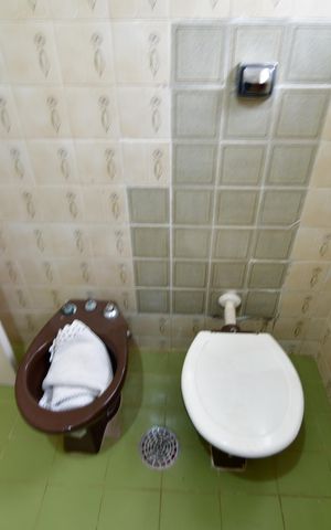Casa de condomínio à venda com 483m², 3 quartos e 4 vagasBanheiro Social