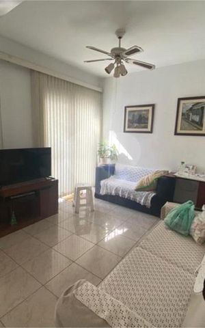 Casa à venda com 154m², 7 quartos e 2 vagas