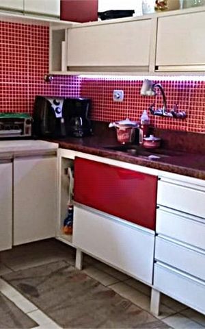 Casa à venda com 230m², 3 quartos e 6 vagas