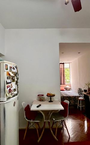 Apartamento à venda com 36m², 1 quarto e sem vaga Apartamento à venda com 36m², 1 quarto e sem vagaSala