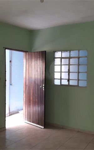 Casa à venda com 100m², 4 quartos e 4 vagas