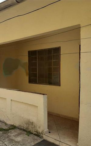 Casa à venda com 100m², 4 quartos e 4 vagas